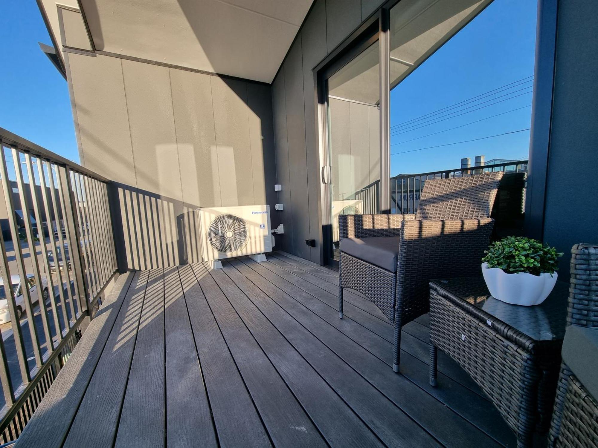Brand New Central Studio On Wilmer Christchurch Kültér fotó